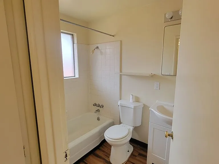 Lake Huson Apartments - Joint ownership — Photo 9