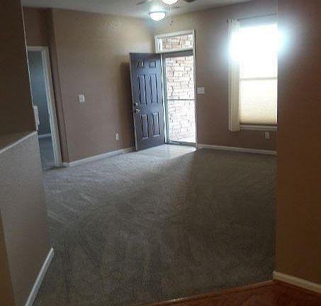 4th image of 3601 Ponderosa Ct #4