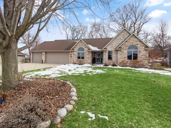 833 Windsong Way, De Pere, WI 54115