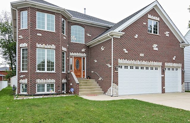 1st image of 5925 W 89th Place Oak