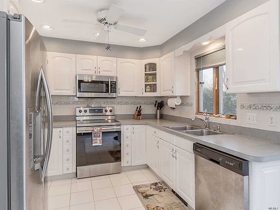 5th image of 177 Arnold St