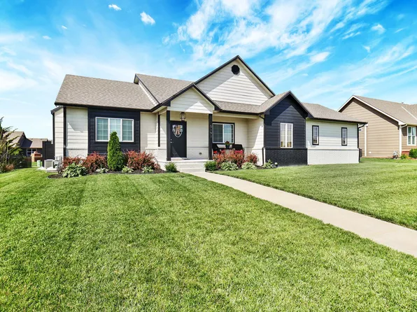5191 N Cambridge St, Bel Aire, KS 67226