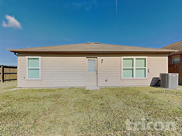 8902 Snapping Turtle Dr — Photo 14