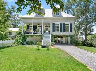 2112 Claiborne St, Mandeville, LA 70448