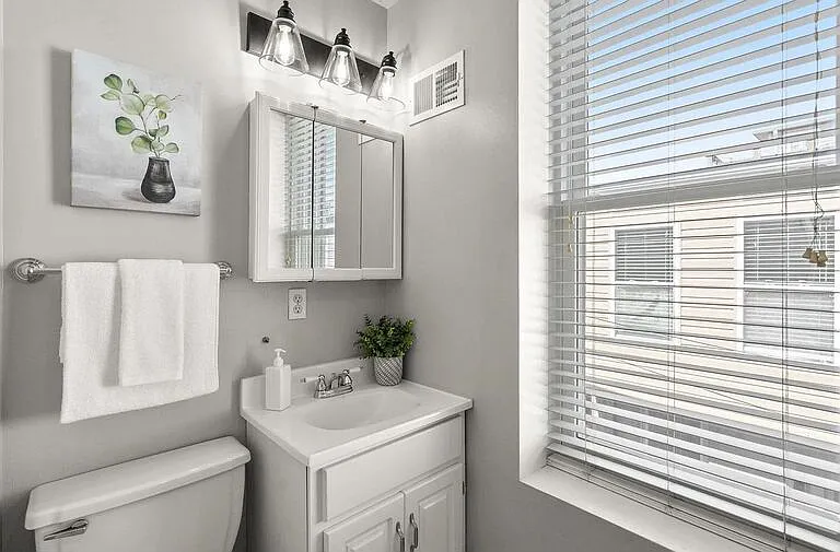 1303 Patapsco St — Photo 22