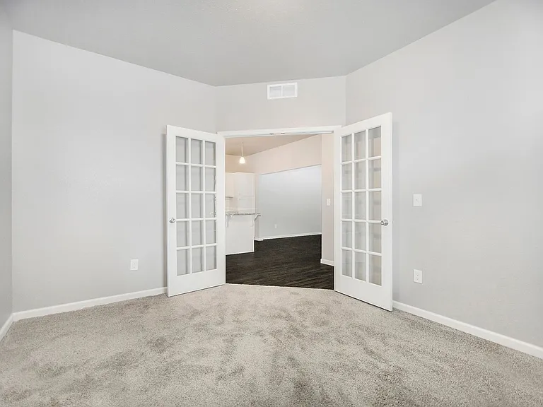 854 Winchester St — Photo 20