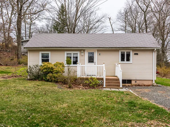 7 Birch Trail, Danbury, CT 06810