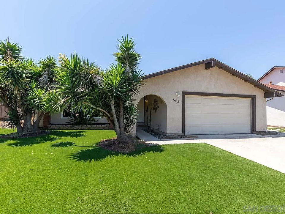 1st image of 548 Woods Dr