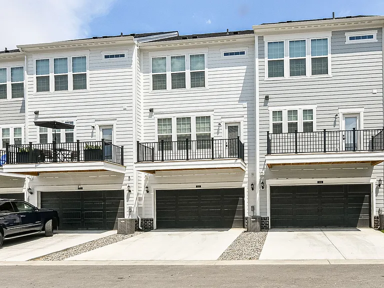 14567 Brecon Ln — Photo 34