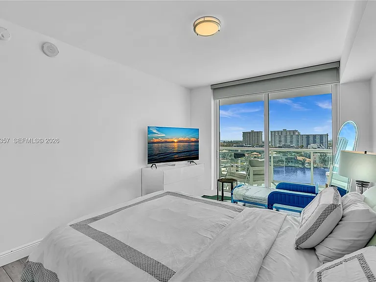 400 Sunny Isles Blvd #907 — Photo 14