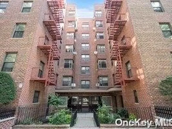 32-25 88 #609, East Elmhurst, NY 11369