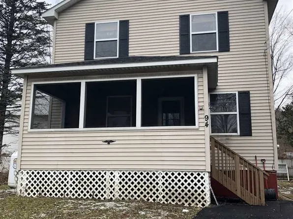 94 Bay Rd, Lake Luzerne, NY 12846