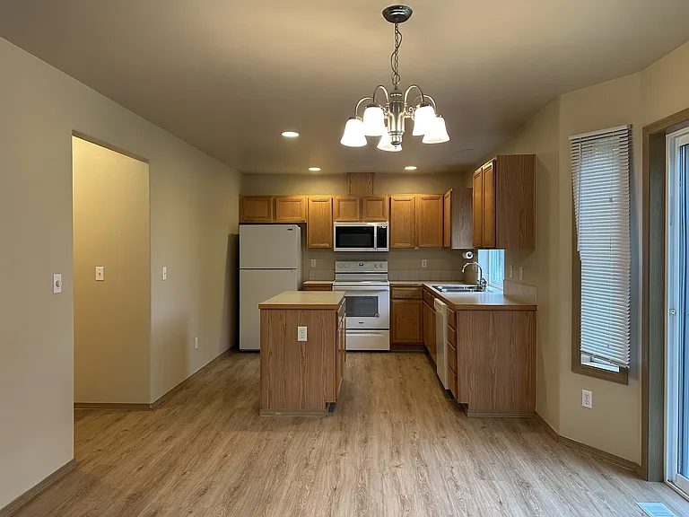 16007 29th Avenue Ct E #16007 — Photo 8