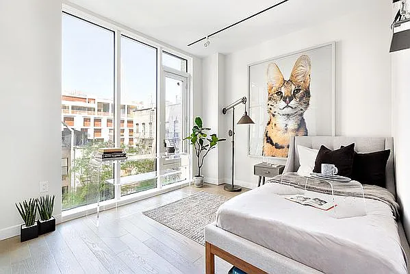 Rented by Douglas Elliman | media 21