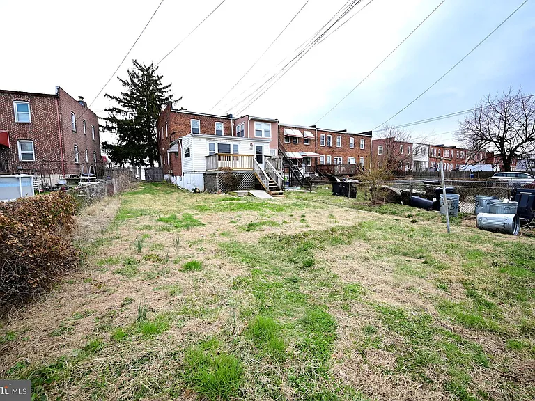 2952 Sollers Point Rd #B — Photo 37