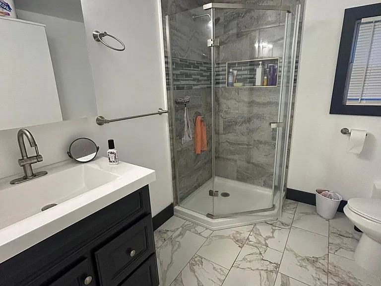51 Walnut St #2 — Photo 4
