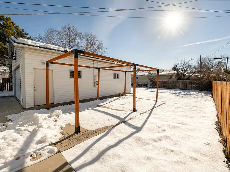 780 E Loveland Ave — Photo 25