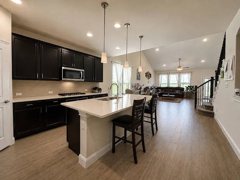 3109 Maysilee St — Photo 9