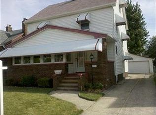 17217 Tarrymore Rd, Cleveland, OH 44119