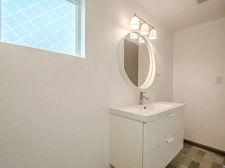 227 Devonshire Dr — Photo 46