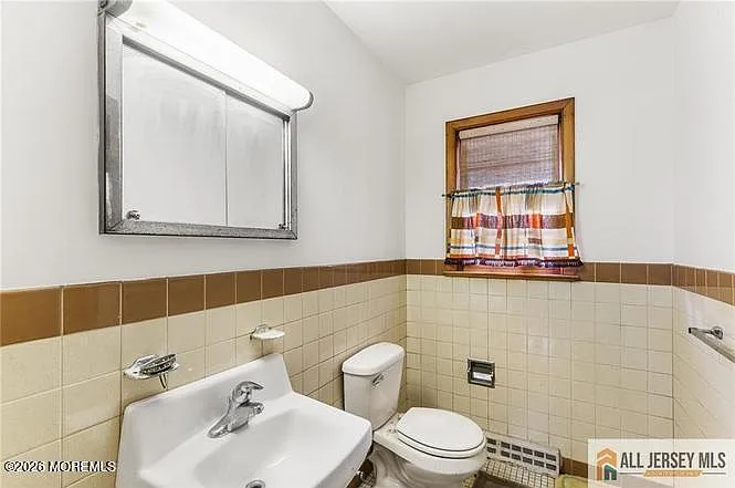 713 Lincoln Dr — Photo 10
