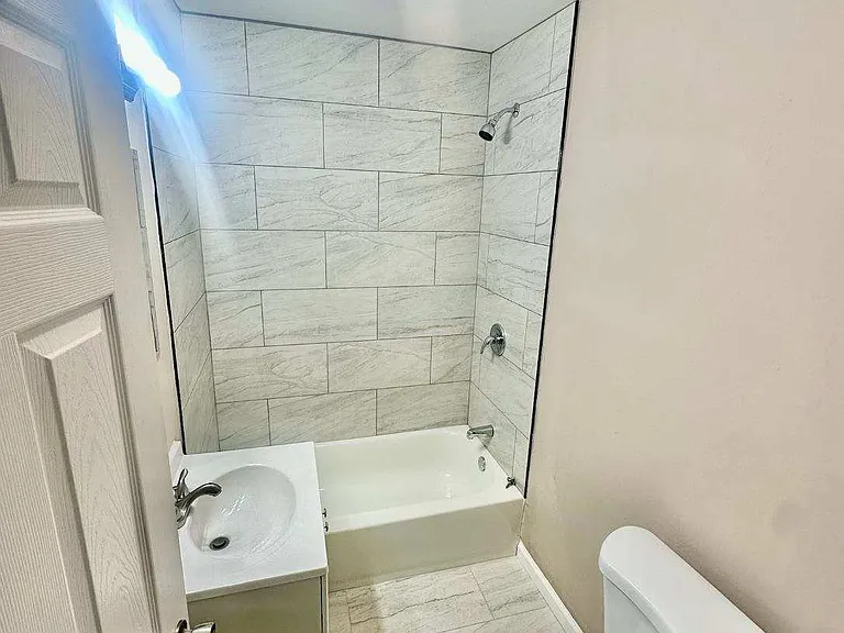 1855 W 57th Ave — Photo 3