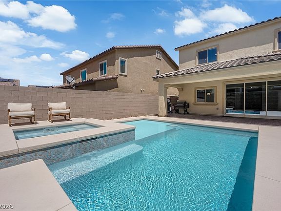 2nd image of 993 Bayberry Cove St
