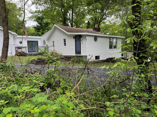 3 Brookside Trail, Monroe, NY 10950