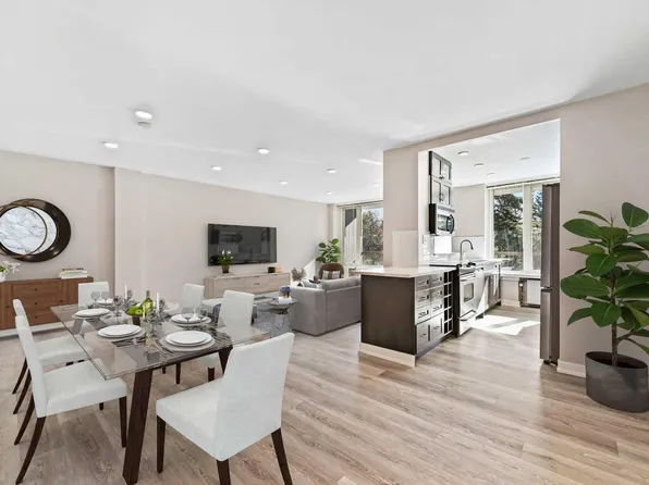 3316 Rideau Pl SW #202, Calgary, AB T2S 1Z4