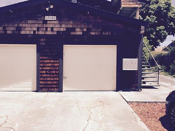 Single car private garage