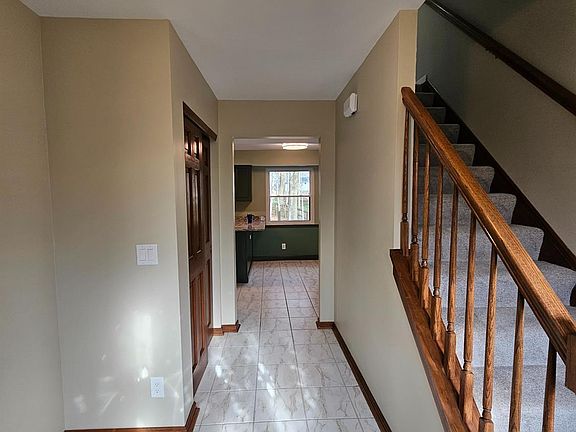 3rd image of 167 Dogwood Dr