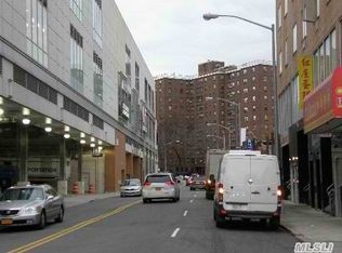 4042 College Point Blvd, Flushing, NY 11354