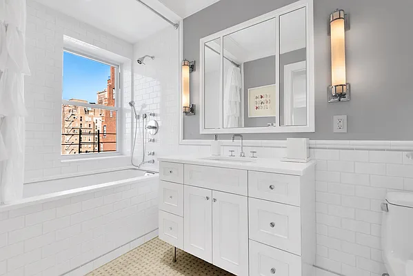 Sold by Corcoran | media 14