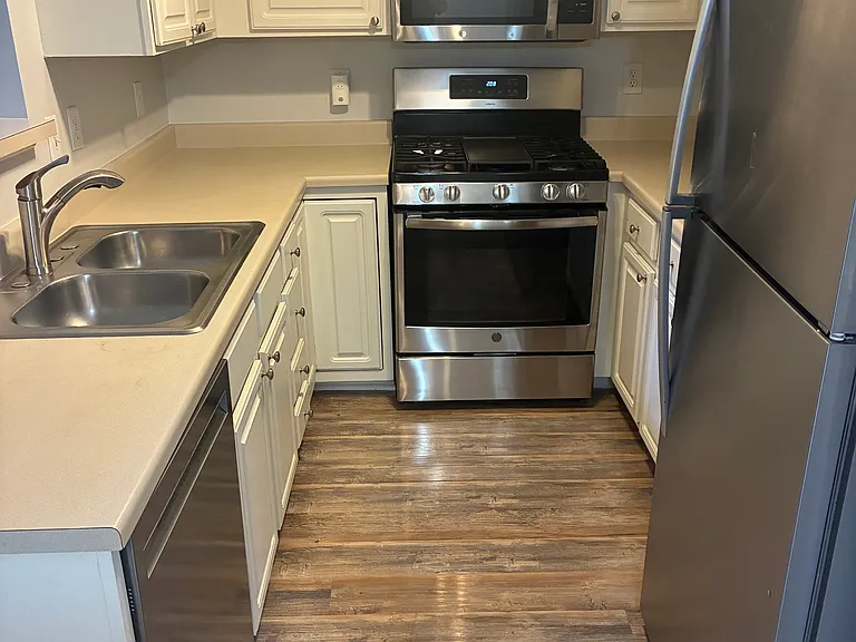 2974 Glenloch Cir — Photo 11