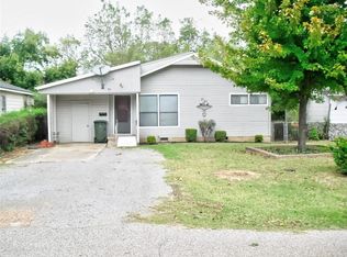 811 W Park St, Tecumseh, OK 74873