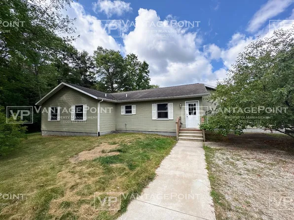 N2511 Shore Dr, Marinette, WI 54143
