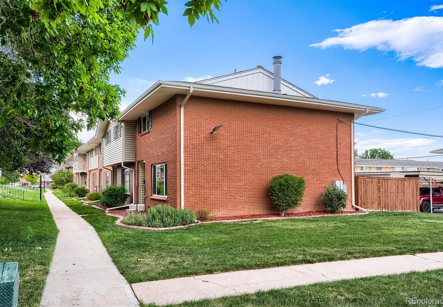 Cherry Creek Townhomes — Photo 2