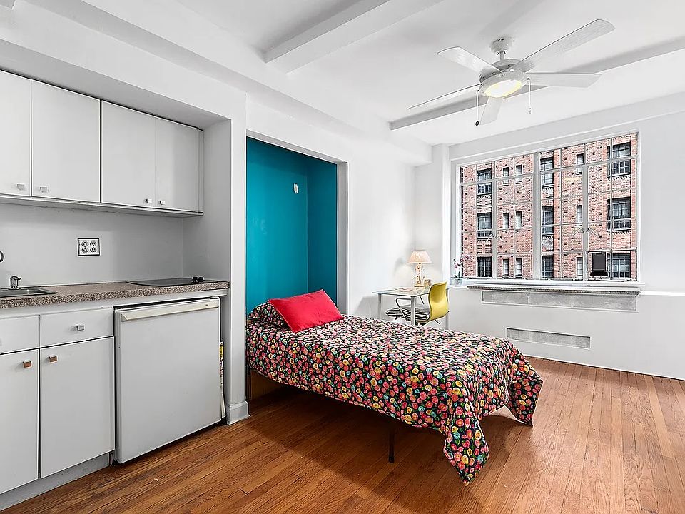 1st image of 304 E 41st St APT 903A