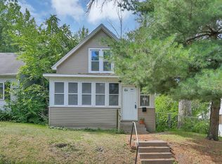 58 Lawson Ave W, Saint Paul, MN 55117