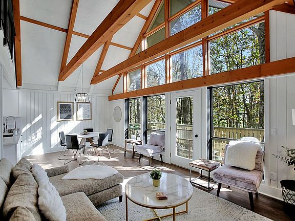 2nd image of 600 Captains Cove Ct #10