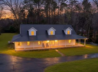 221 Hunter Ln, Marble, NC 28905