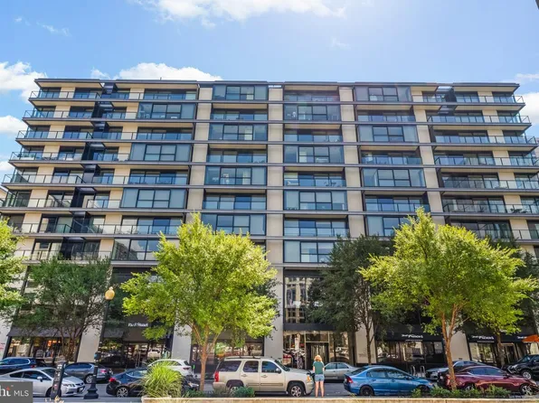 920 I St NW APT 1009, Washington, DC 20001