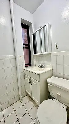 Rented by Douglas Elliman | media 6