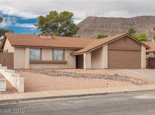 353 W Chesapeake Way, Henderson, NV 89015