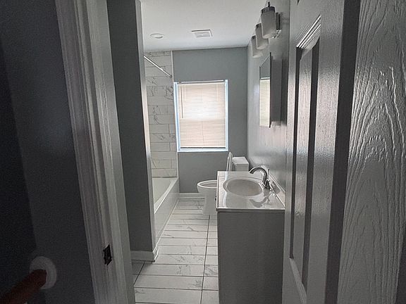 5th image of 10 S Rosedale St
