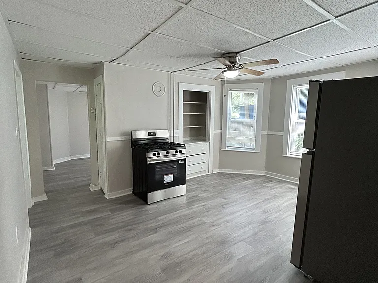 254 Belmont St #G — Photo 4