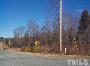 8 Streets Store Rd, Roxboro, NC 27574