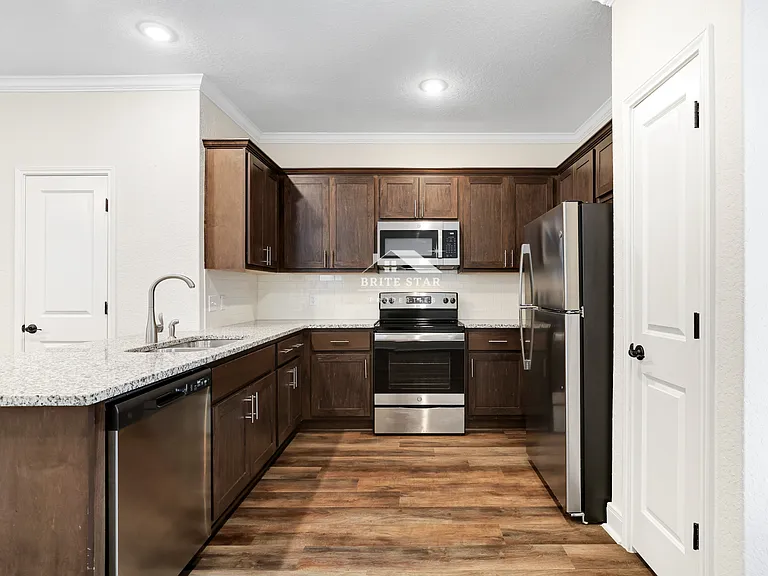 10311 Candlewood Way #101 — Photo 9