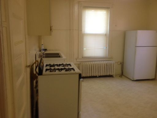 4th image of 250 S 10th Ave Fl 2