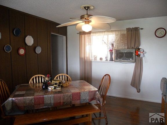 5th image of 39 Dick Trefz St